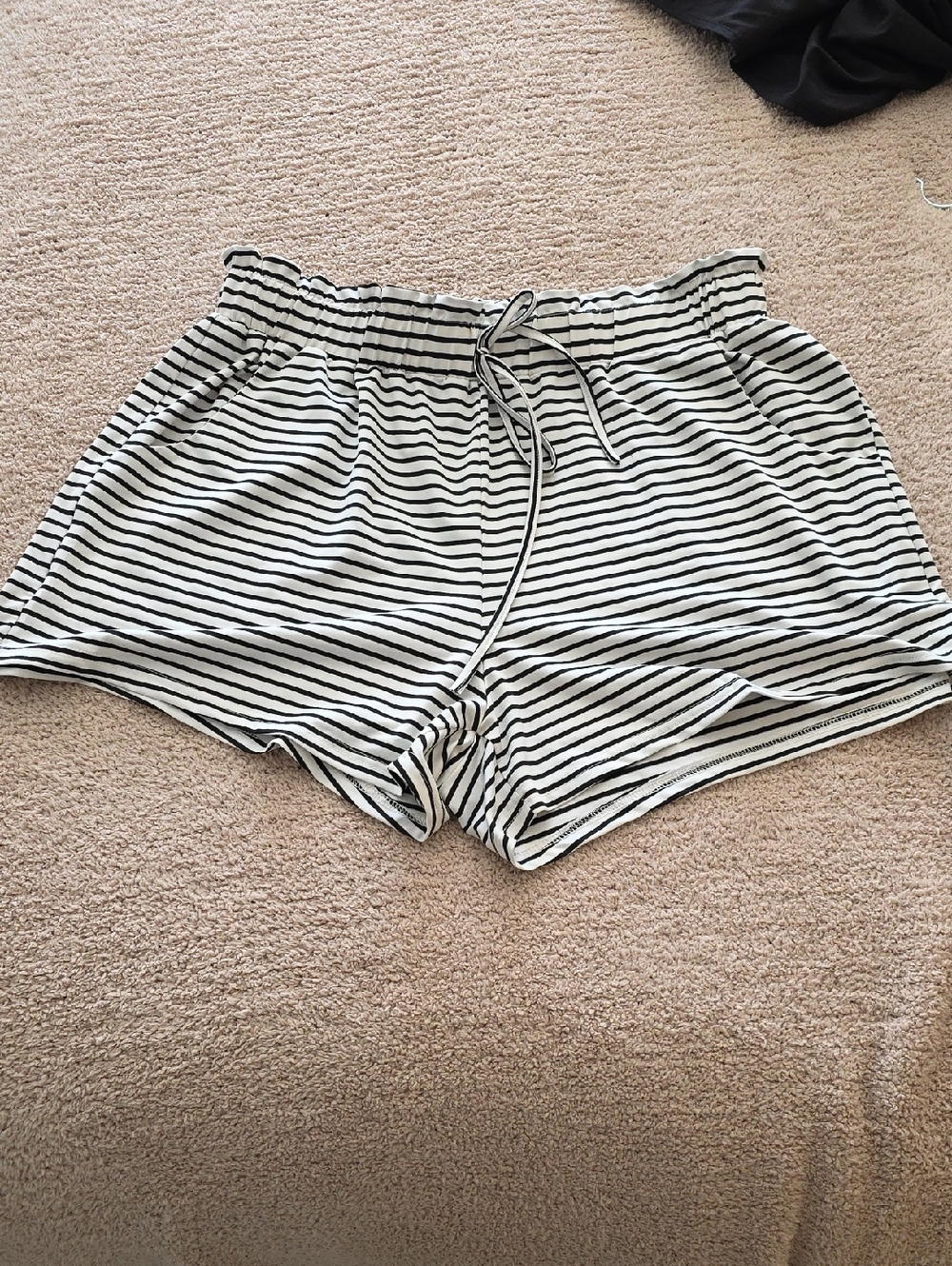 SHEIN Black & White Striped Drawstring Athletic Shorts